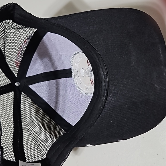 2nd Amendment Trucker Cap - Picture 5 of 5